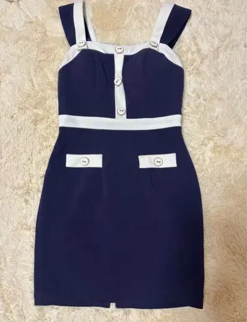 IRMA 네이비 스트랩 드레스