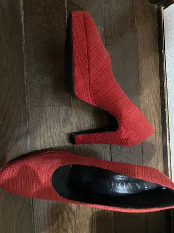 캬바쿠라 빨간색 힐