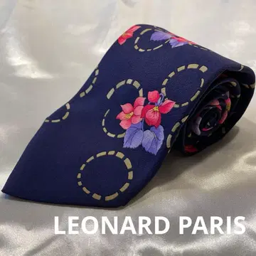LEONARD PARIS 레오나르 이탈리아제 꽃무늬 네이비 실크 타이