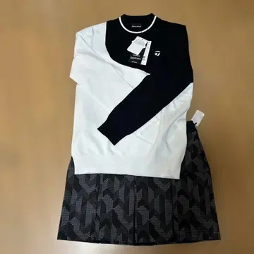 테일러메이드 [ 미사용 ] 셋업 ( 니트 & 스커트 )