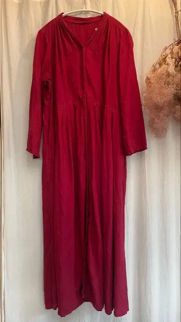 네스트로브 긴팔 원피스