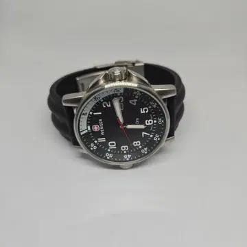 Wenger 7086X 블랙 손목시계