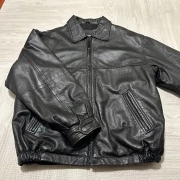 OUTBROOK 블랙 가죽 자켓