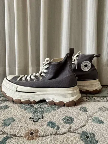 ALL STAR 그레이 통굽 하이컷 스니커즈