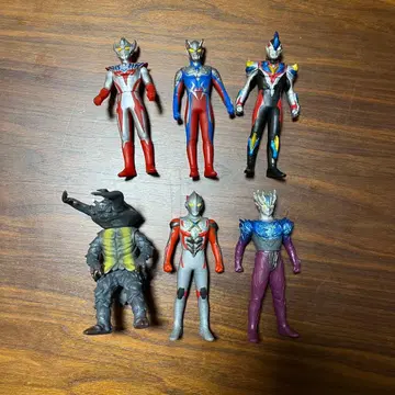 울트라맨 피규어 6체 세트