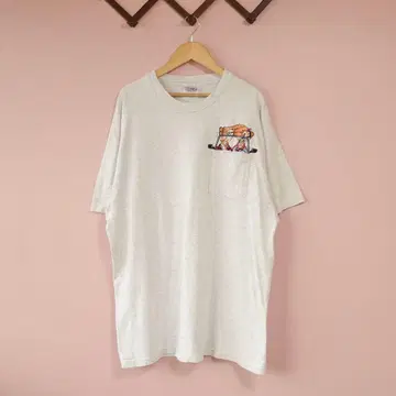 Vintage Funny Deer Embroidered Pocket T