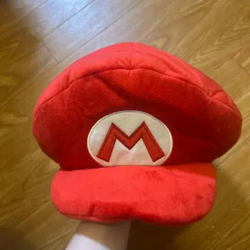마리오 모자 빨간색