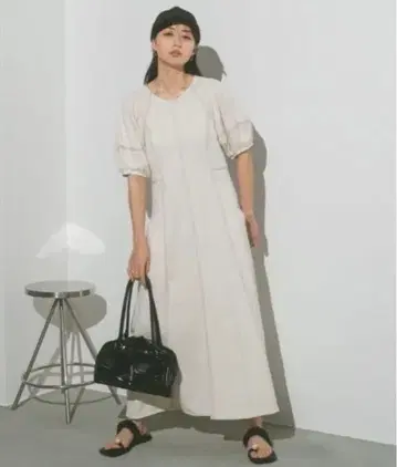 VANNEI U 아이보리 퍼프 슬리브 원피스