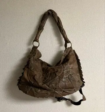 [중고] 가죽 숄더 백 1 브라운 계열