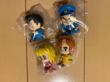 기다림 코치카메 4체 세트 이것은 카츠시카구 카메아리 공원 앞 파출소