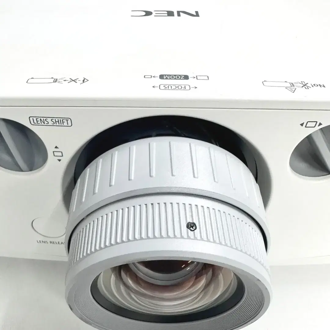 NEC NP-PA500X 5000 Lumens XGA Used Projector