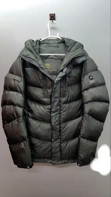 Marmot 1000fill Limited 후드 부착 다운 점퍼