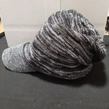 챙 부착 니트 모자 빅 사이즈