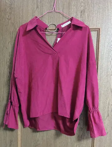 [새상품] 레디메이드 V넥 블라우스 셔츠 보르도