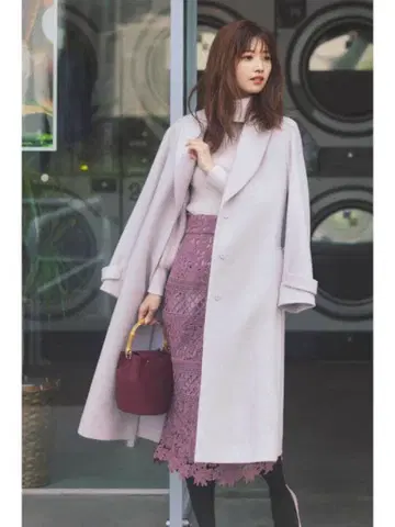 절개 레이스 타이트 스커트 PROPORTION BODY DRESSING