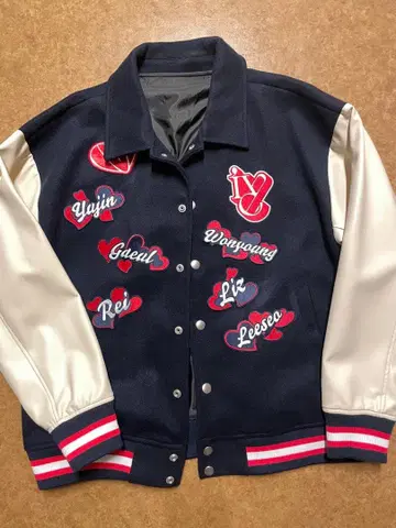 IVE 바시티 자켓 L 사이즈 전 멤버 자수 패치 부착 공식 라이브 굿즈