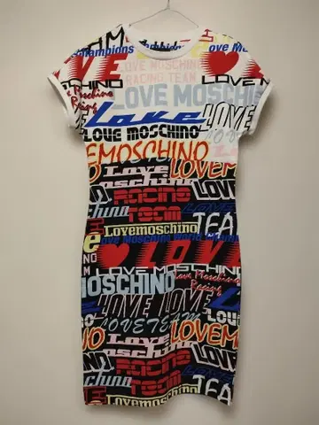 a30 컨디션 최상 MOSCHINO 모스키노 원피스 반팔