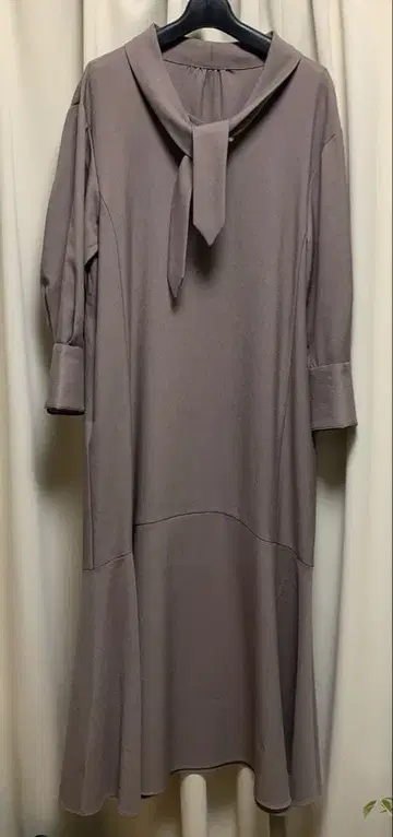 [수트 스퀘어] 원피스