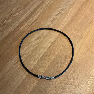 스포츠 목걸이 블랙 블랙