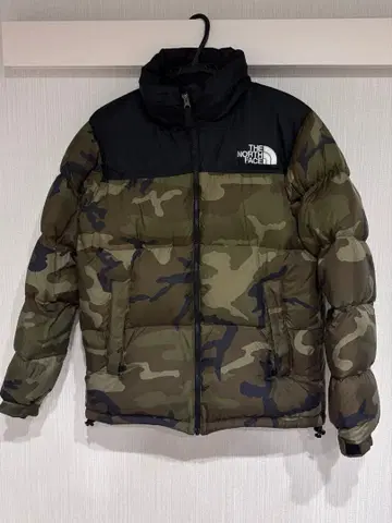 THE NORTH FACE 다운 자켓 카모플라쥬