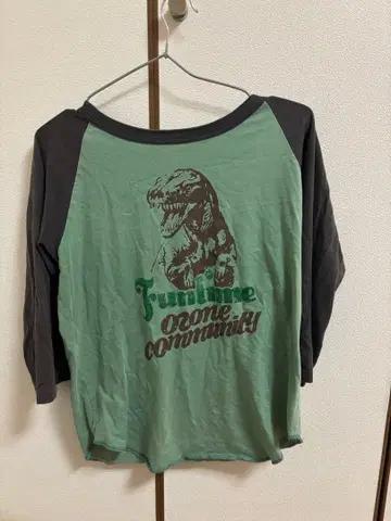 오존 커뮤니티 공룡 프린트 T셔츠