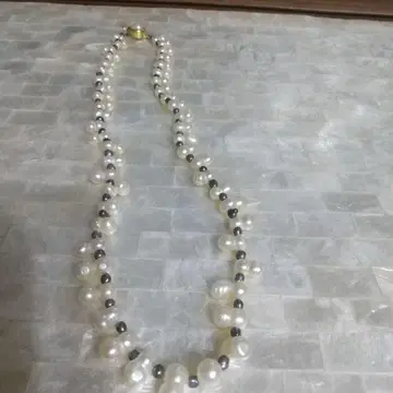 펄 목걸이