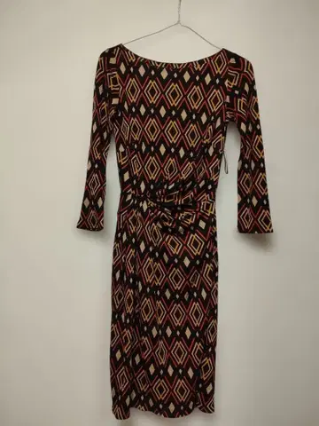 a32 컨디션 최상 이사 런던 긴팔 원피스 올 패턴