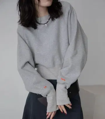 VACANCY 로고 자수 숏 기장 트레이닝복 그레이