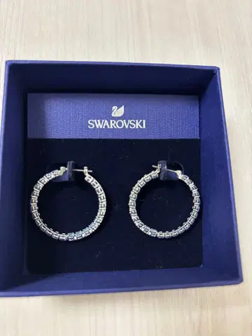 Swarovski 후프 귀걸이