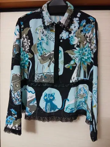 토쿠코 고양이 엘레강트 프린트 블라우스