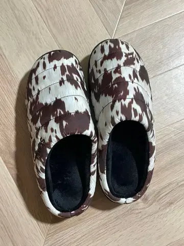 SUBU 슬리퍼 브라운 COW BROWN 2025년 신상 디자인 인기