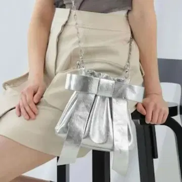 실버 리본 포함 복조리 숄더백