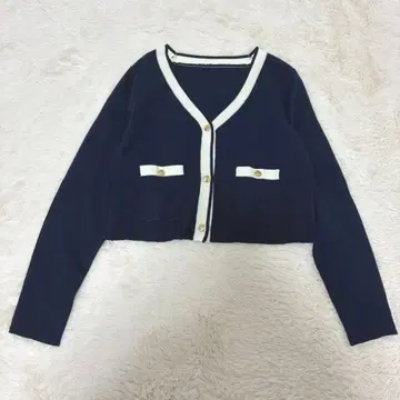 새상품급 내추럴 뷰티 베이직 바이컬러 니트 가디건 골드 버튼