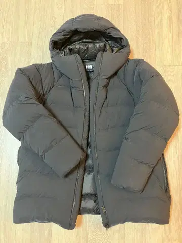 [새상품급] Helly Hansen 후드 부착 다운 자켓 M 블랙
