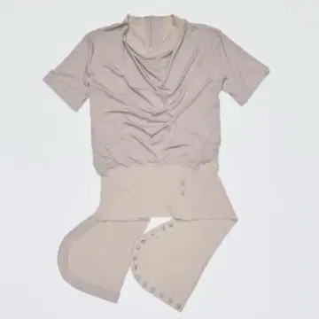 mukcyen 디포메드 후드 티셔츠