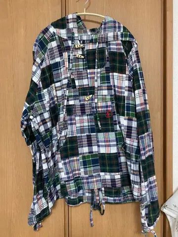 FAF fake as flowers 셔츠!