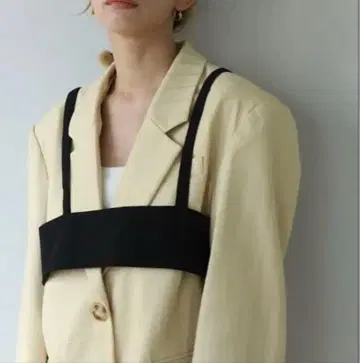 SANSeLF 블랙 스트랩 뷔스티에