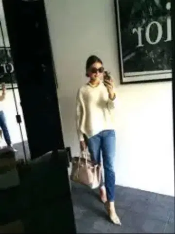 ADORE 아도어 니트 스웨터 타키자와 마키코 착용