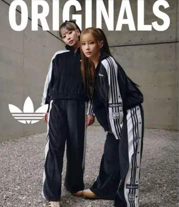 adidas ORIGINALS 저지 블랙