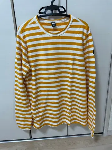 헬리 한센 스트라이프 긴팔 티셔츠