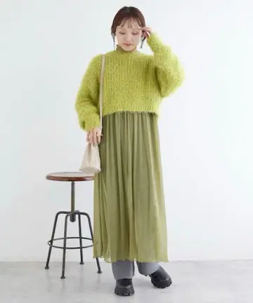 wcloset 니트 풀오버 + 시어 하이넥 원피스