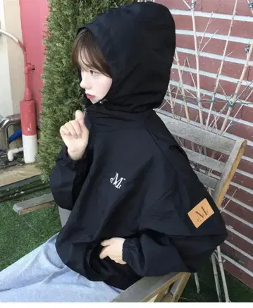 MUCENT Milan Signature Logo Hooded