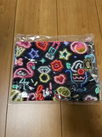 러브러리 페이러 파우치