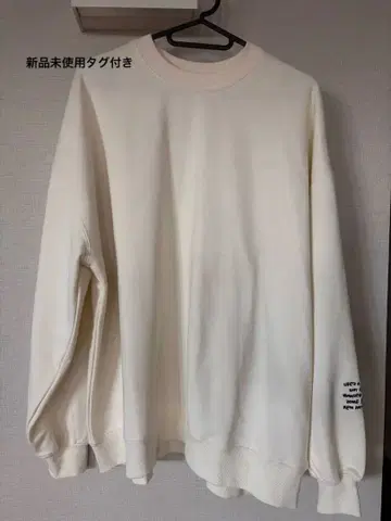 BEAMS HEART 아이보리 맨투맨