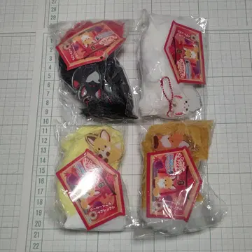 초 네이비와 여우 미니 복슬복슬 꼬리 키링 4점 묶음 판매