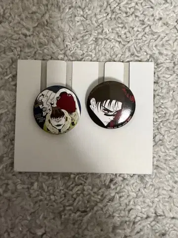 애니메이션 캐릭터 핀 배지 2개 세트