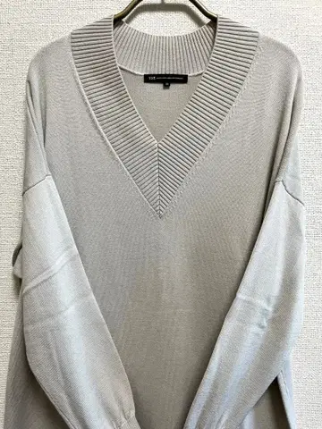 23구 니트 원피스, 튜닉 V넥