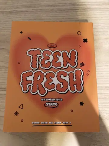 STAYC DVD 1st World Tour: TEENFRESH