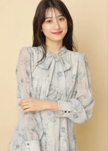 [ 새상품급 ] 리랜드트루 꽃무늬 보타이 플리츠 원피스 s사이즈