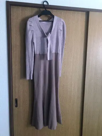 리젝시 니트 원피스